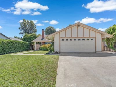 3765 Valle Vista Dr