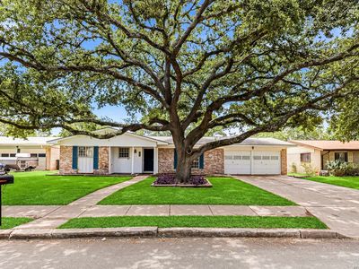 4406 Hall Park Dr