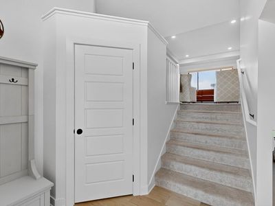 6201 55th Ave NW