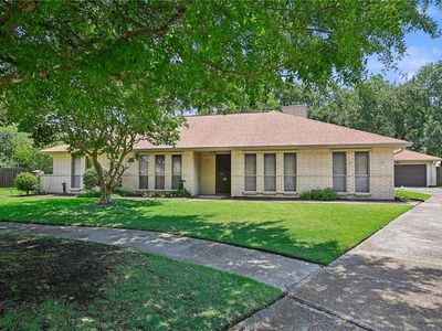 417 Pine Forest Dr