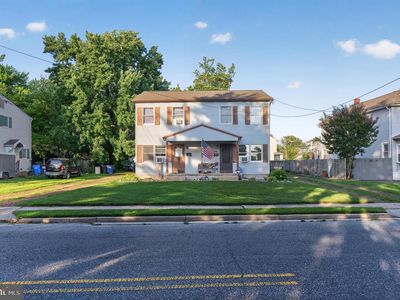 Property at 707 N Forklanding Rd, Maple Shade, NJ