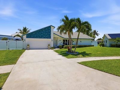 1401 SW 28th Terrace