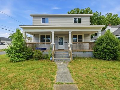 1501 Lansing Ave