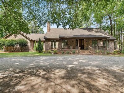 1656 West Dr