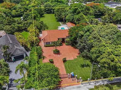 7030 Sunset Dr