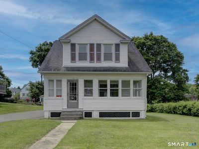 10 Dewey Avenue