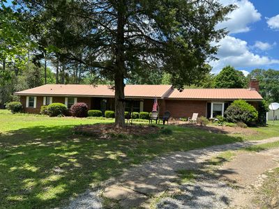 1955 Highway 28 W