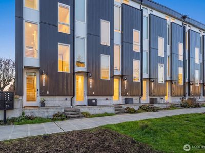 4801 Dayton Avenue N #A