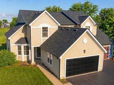 Property at 524 Heritage Dr, Oswego, IL