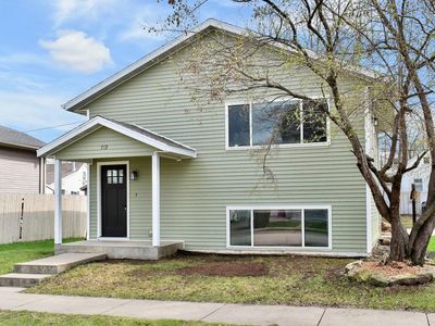 719 Jimmy Carter Pl