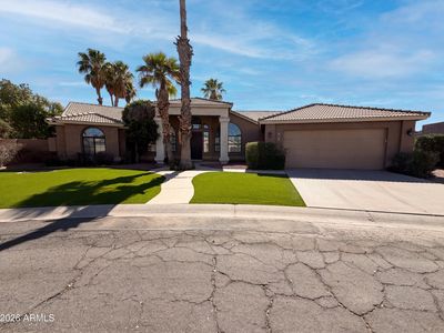 1207 E CLEARVIEW Drive