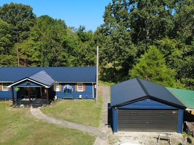 590 Walnut Grove Rd