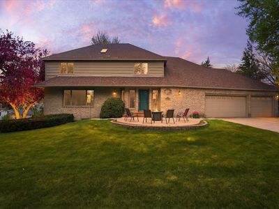 2500 Highland View Ave