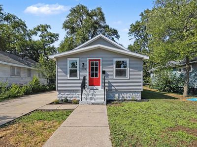 1078 Aurora Ave