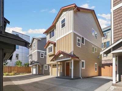 126 N 101st Street