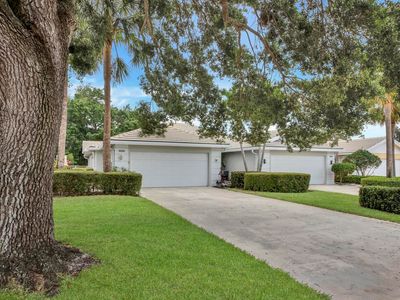 4220 Royal Oak Drive