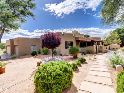 8515 N Valley Oak Dr