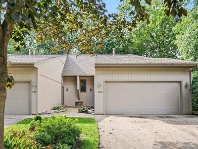 4799 Rockvalley Dr NE