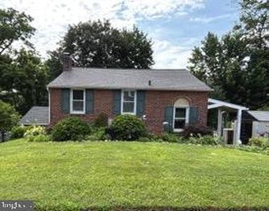 Property at 5117 Pontiac Rd, Drexel Hill, PA