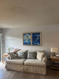 10709 W Clairmont Cir #111