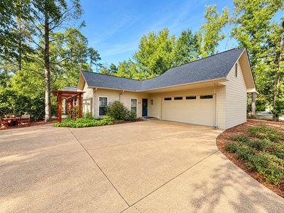 Property at 943 8th Ave N, Amory, MS