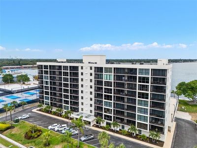 7100 SUNSHINE SKYWAY LANE S #701