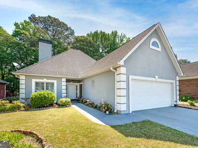 7578 Livingston Dr