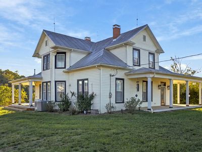 374 Finley Rd