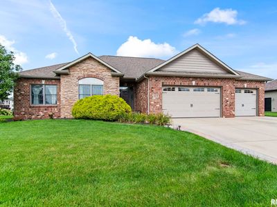 1035 Fountain Park Dr