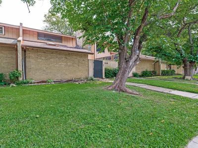 5808 Harvest Hill Rd