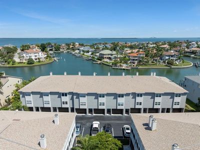 521 PINELLAS BAYWAY S #105