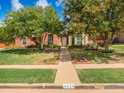 4224 Canyon Trails Dr