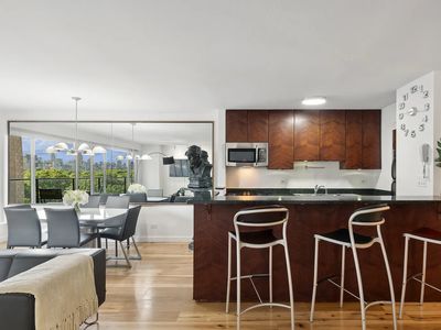 200 Central Park S APT 10H