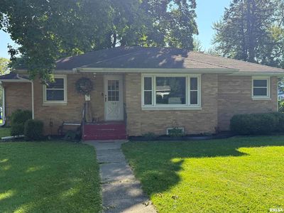 102 NW Jefferson St