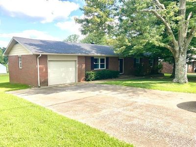 670 Fowler Rd