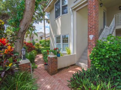 131 E Park Shores Circle #10E