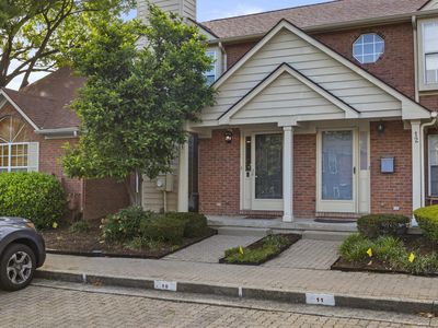 541 W Short St APT 11