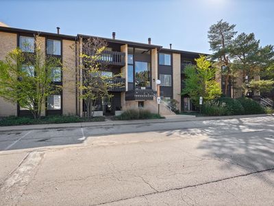 6177 Knoll Wood Rd APT 302