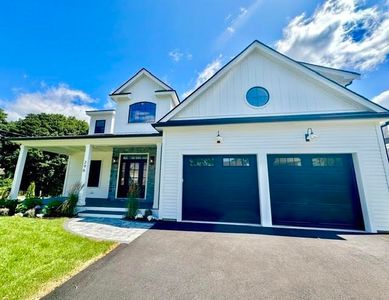 296 Castle Rd