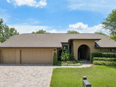 1215 Huntington Ln