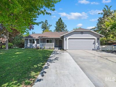 7202 W Mojave Dr