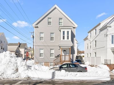105 Thompson St
