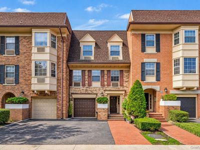 12-32 Diane Place #204L