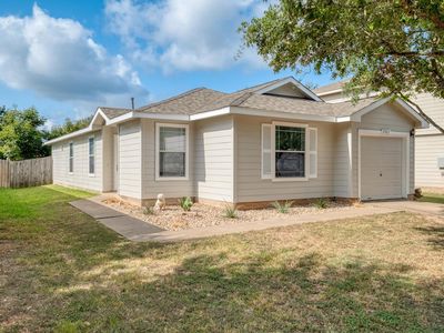 17813 Honey Locust Ln