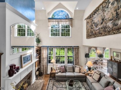 31 Dickinson Rd