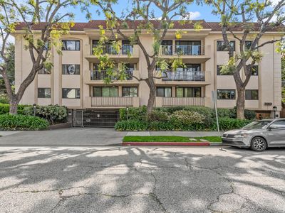 330 W California Blvd APT 103