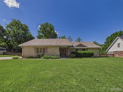 240 Sherwood Dr