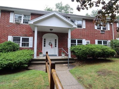 127 Litchfield Pines Dr APT B