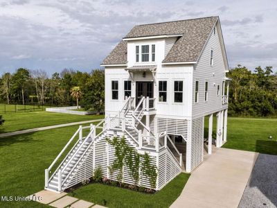 112 Cedar Ave