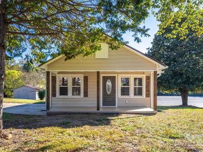 2443 Connelly Springs Rd